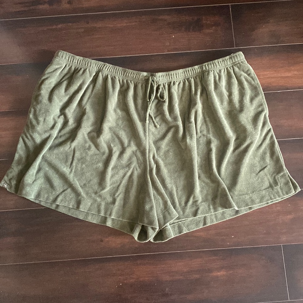 Barefoot Dreams Beach Green Terrycloth Shorts Size 2X Comfy Casual
